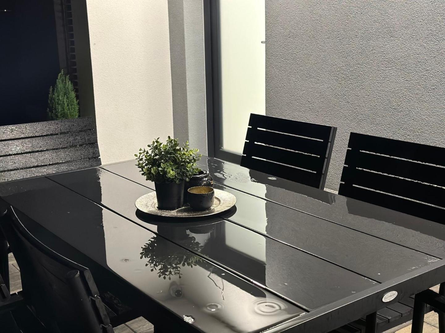 Klimatizovany Apartmanovy Dom S Virivkou, 9A Senec Exteriör bild
