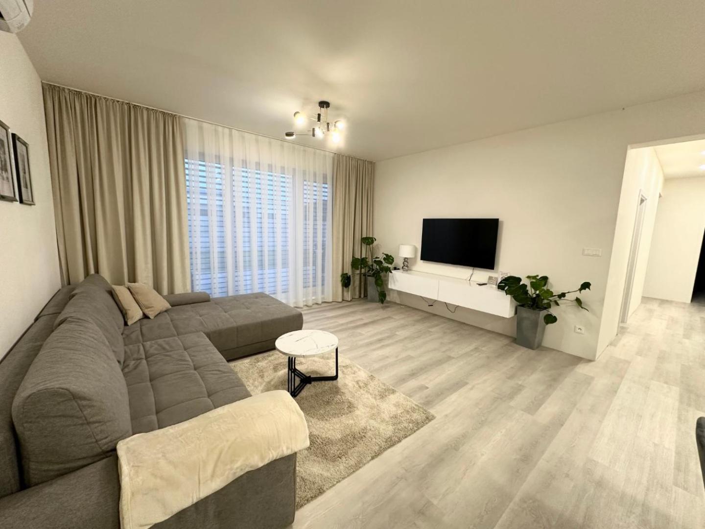 Klimatizovany Apartmanovy Dom S Virivkou, 9A Senec Exteriör bild